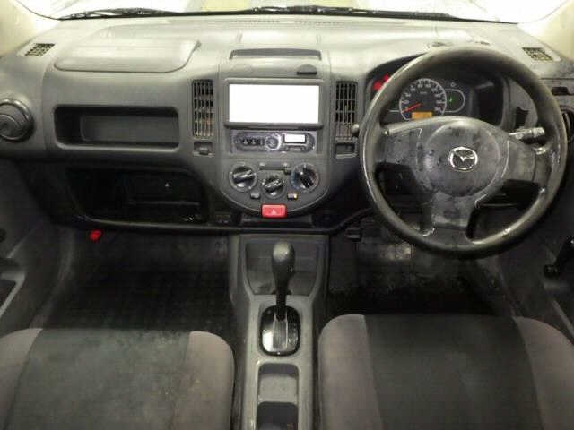 MAZDA FAMILIA