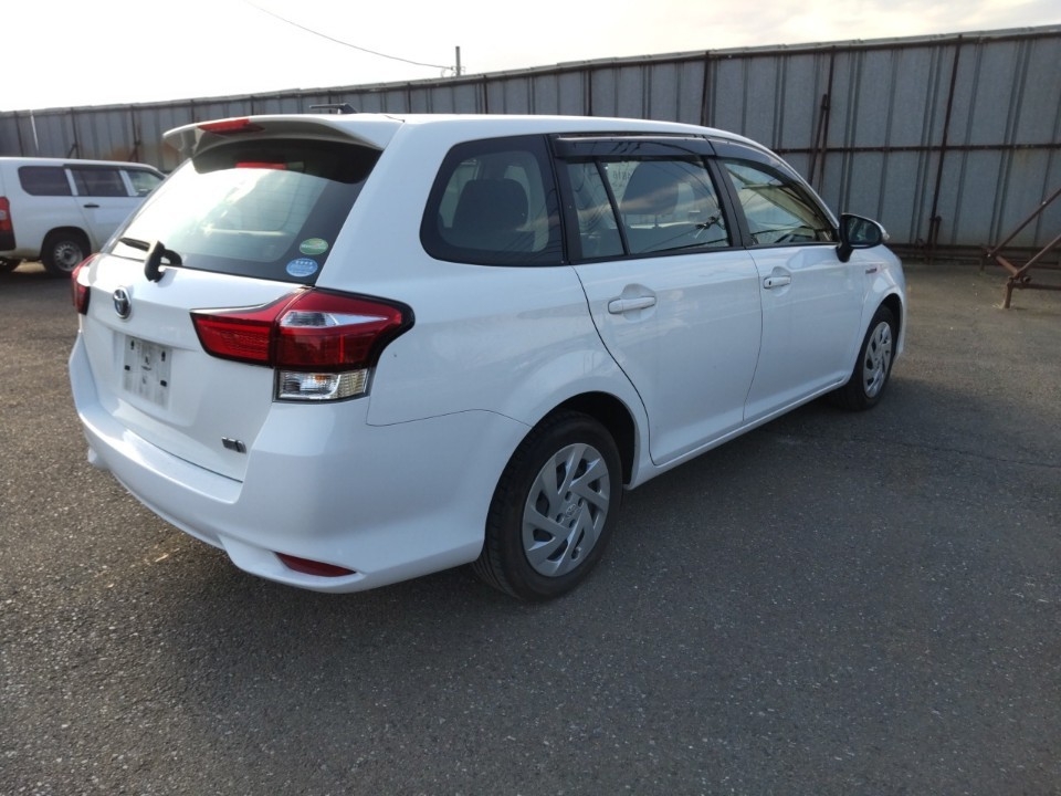 TOYOTA COROLLA FIELDER