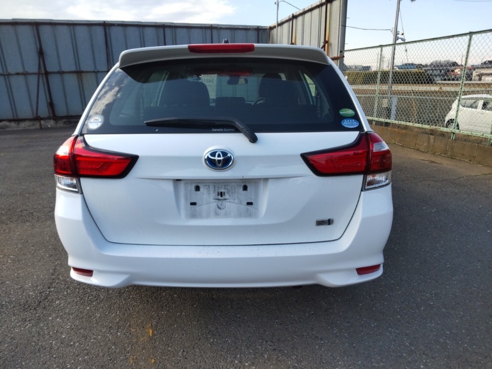 TOYOTA COROLLA FIELDER