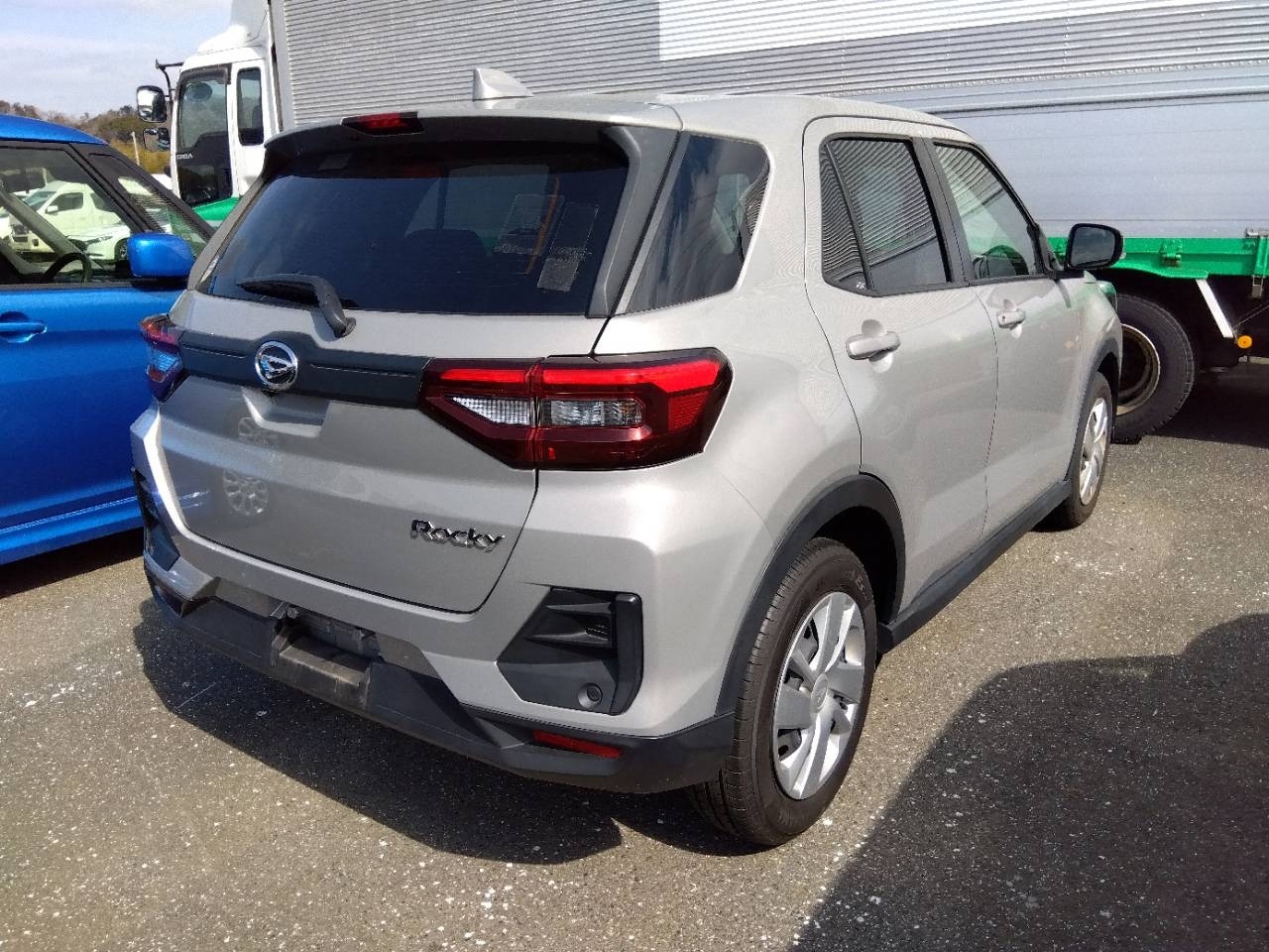DAIHATSU ROCKY