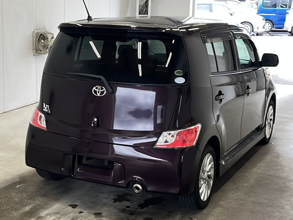 TOYOTA BB
