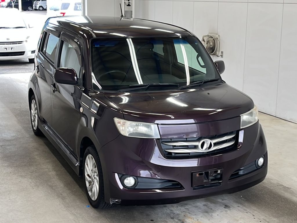 TOYOTA BB