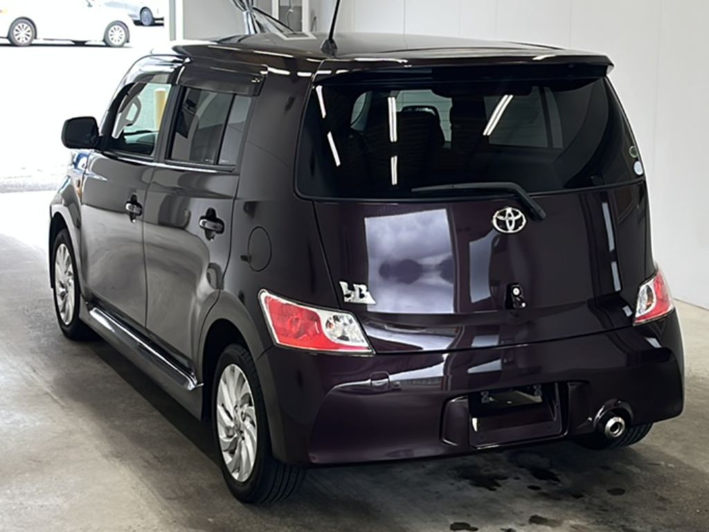 TOYOTA BB