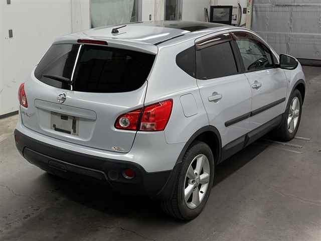 NISSAN DUALIS