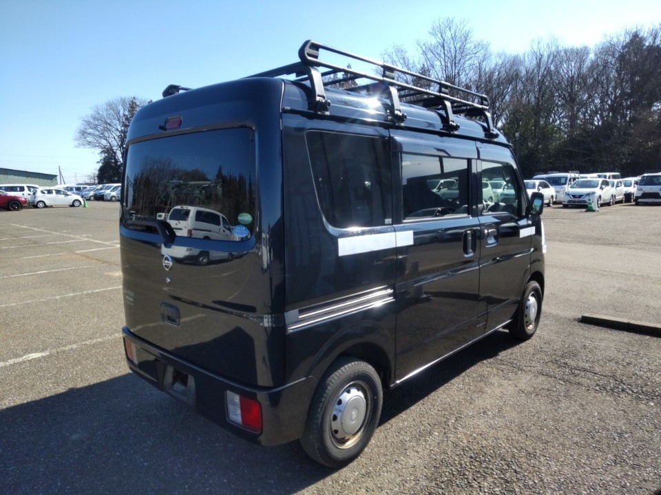 NISSAN NV100 CLIPPER