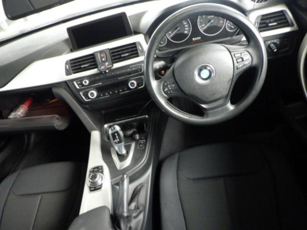 BMW 3-SERIES