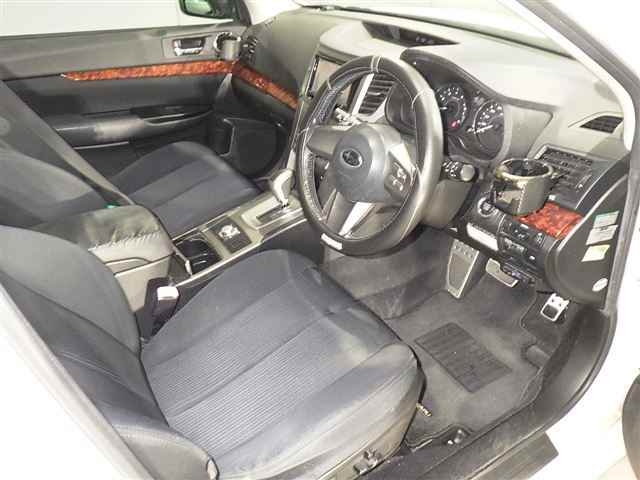 SUBARU LEGACY