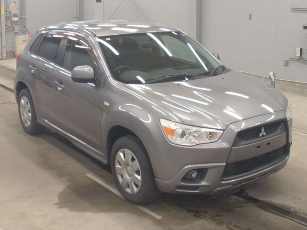 MITSUBISHI RVR
