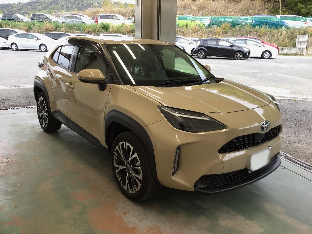 TOYOTA YARIS CROSS