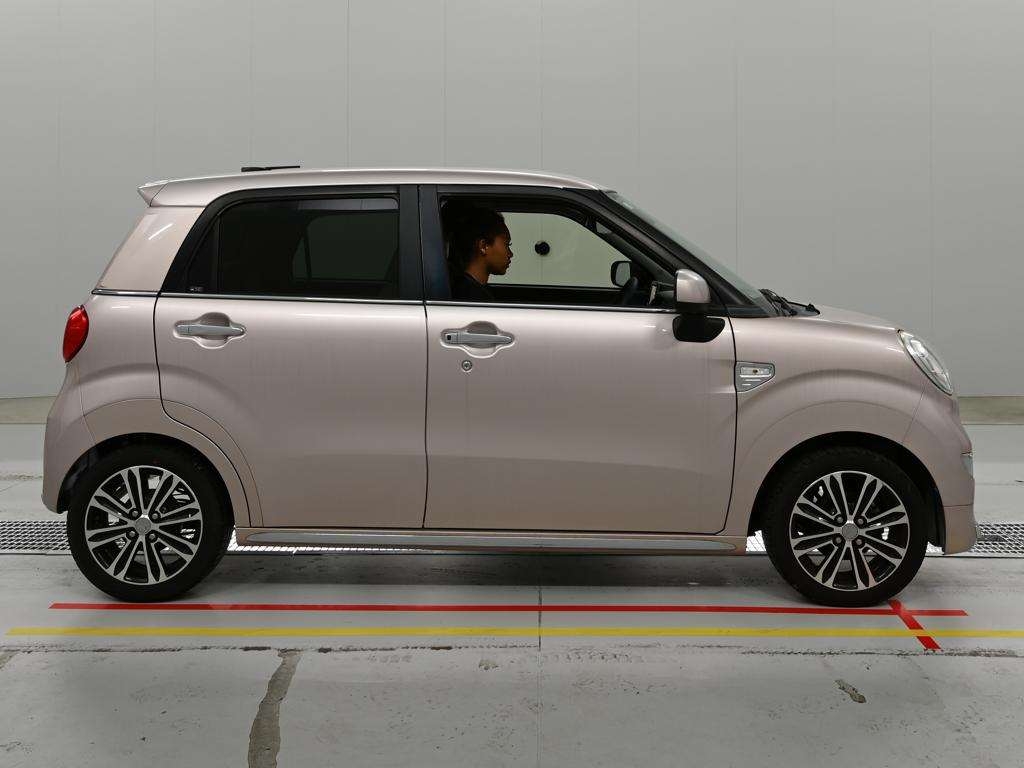 DAIHATSU CAST