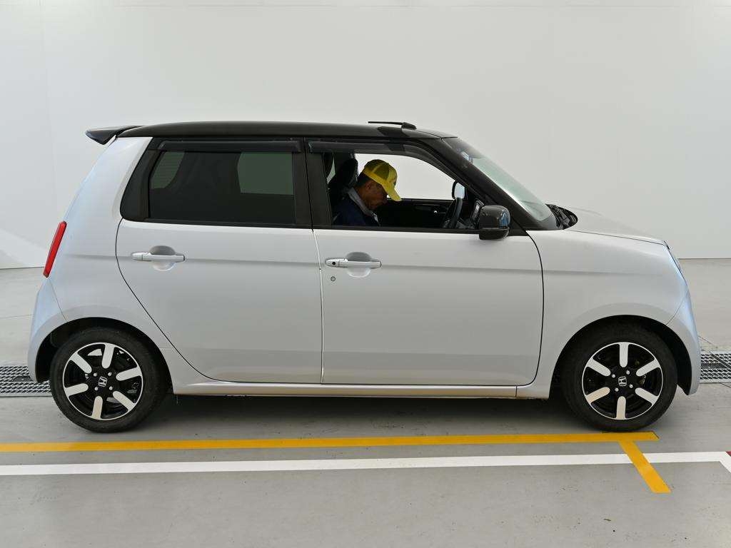 HONDA N-ONE