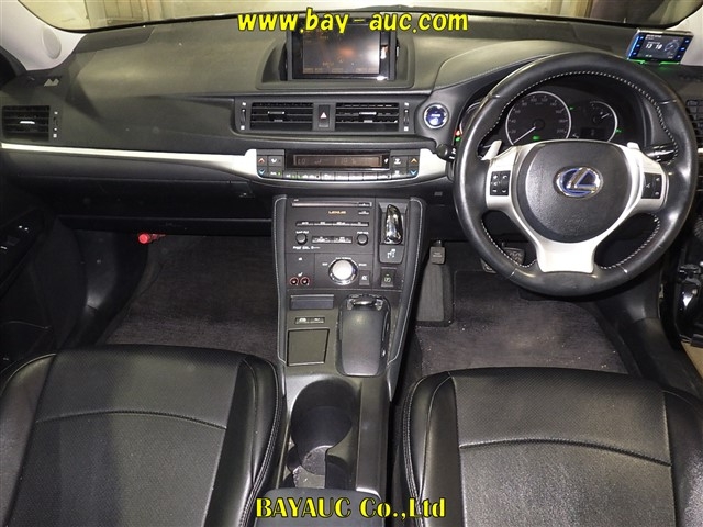 LEXUS CT200H