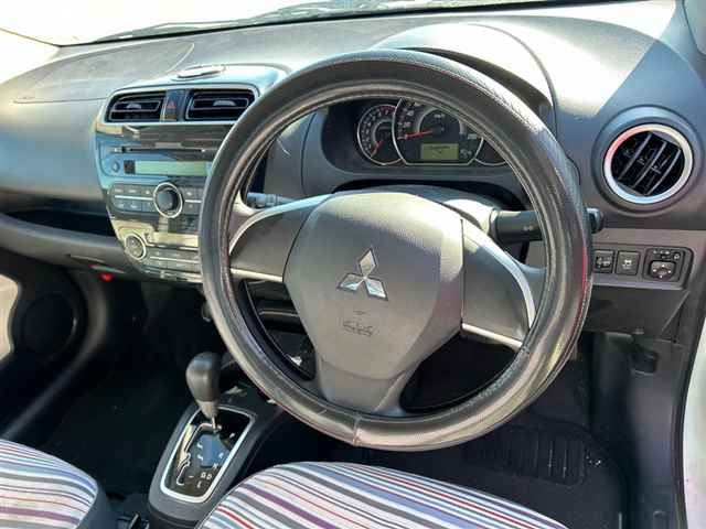 MITSUBISHI MIRAGE