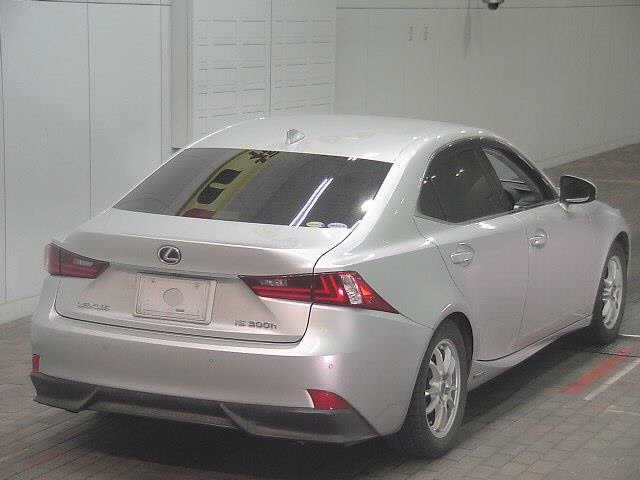 LEXUS IS300H