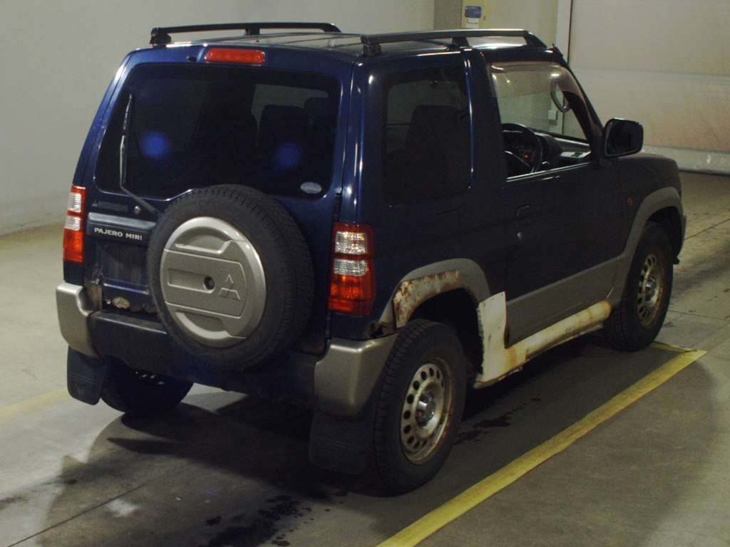 MITSUBISHI PAJERO MINI