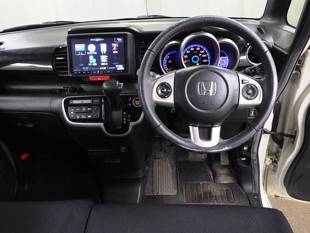 HONDA N-BOX+