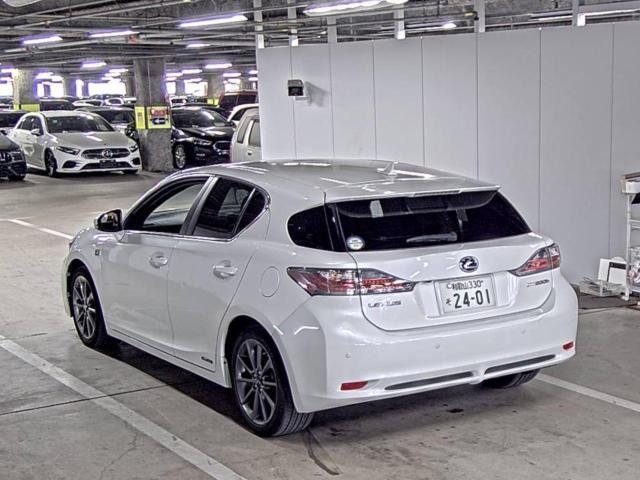 LEXUS CT200H