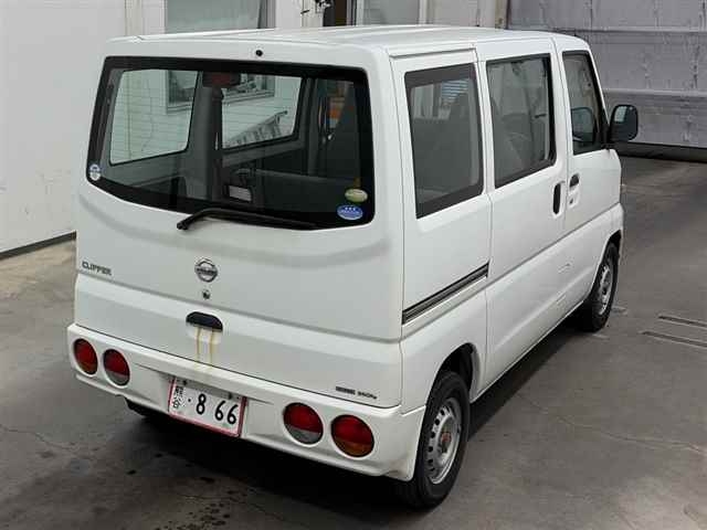 NISSAN CLIPPER