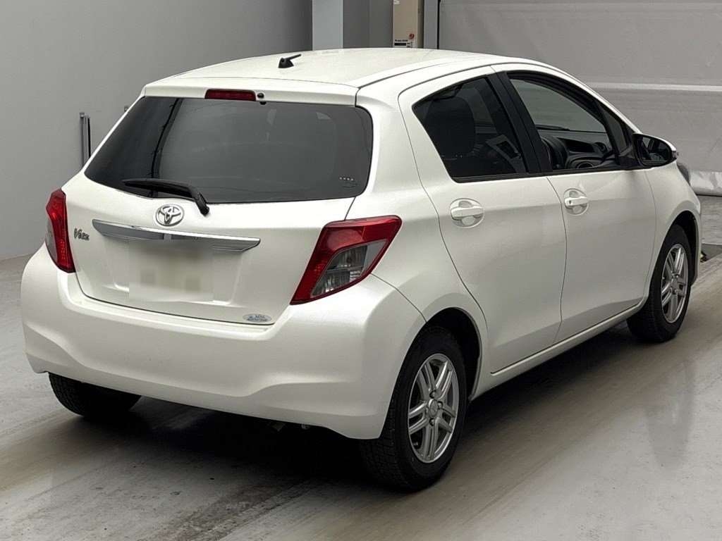 TOYOTA VITZ