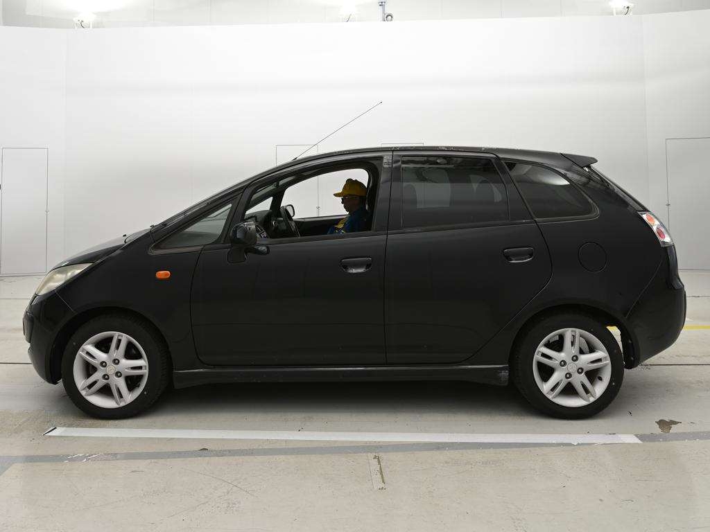 MITSUBISHI COLT PLUS