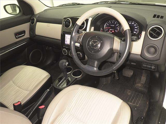 MAZDA VERISA