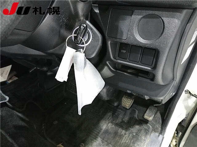 TOYOTA REGIUS ACE