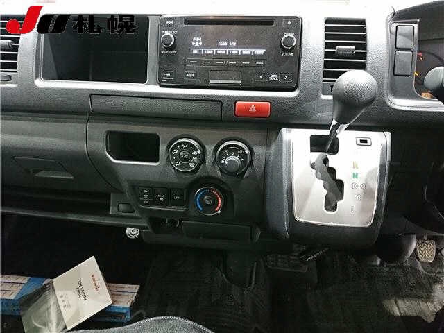TOYOTA REGIUS ACE