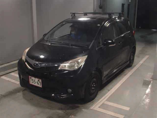 SUBARU TREZIA