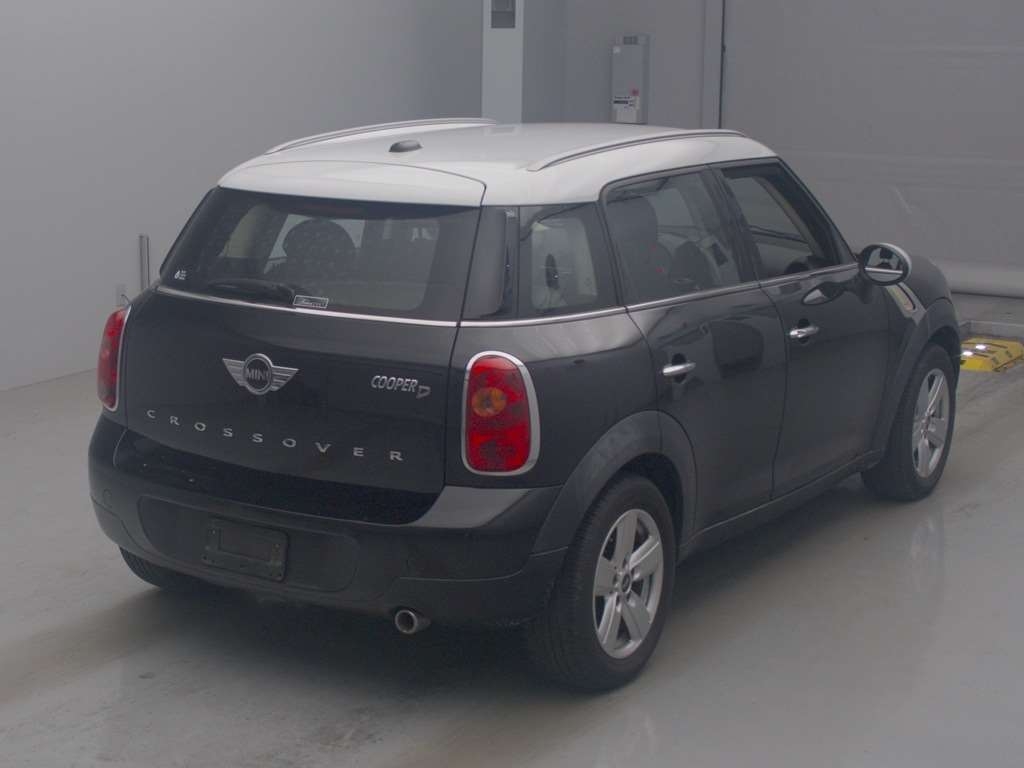 MINI CROSSOVER