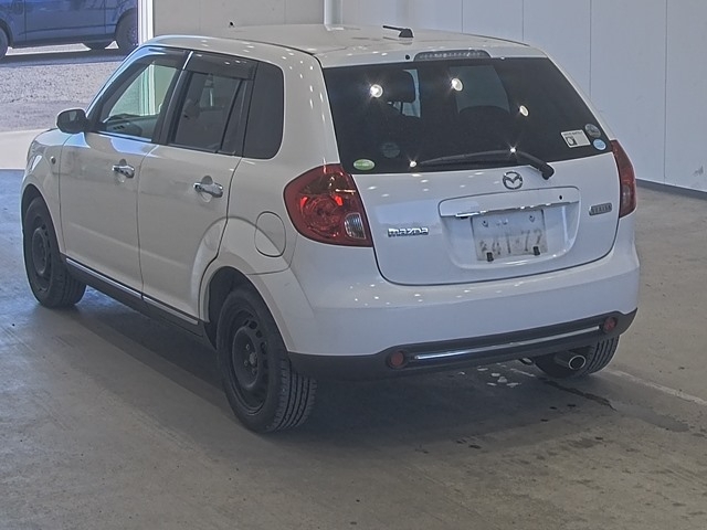MAZDA VERISA