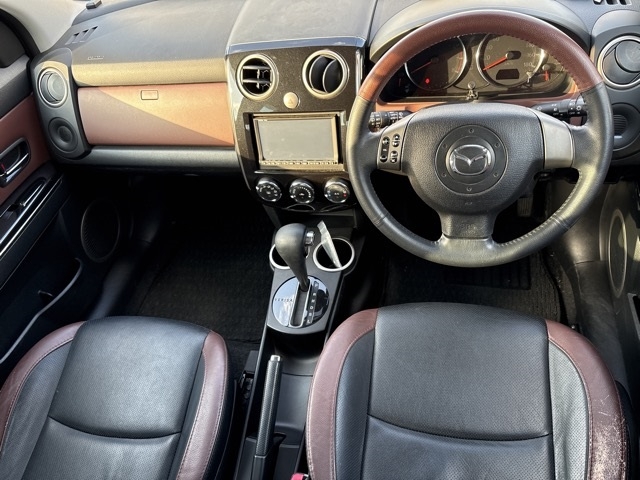 MAZDA VERISA