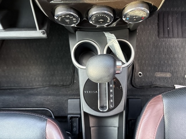 MAZDA VERISA
