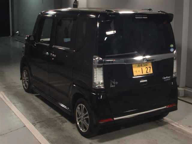 HONDA N-BOX+
