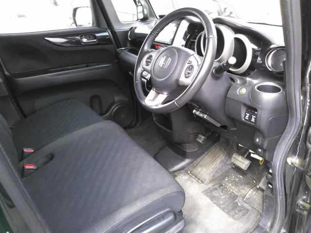 HONDA N-BOX+