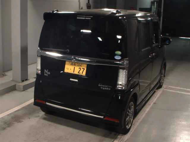 HONDA N-BOX+