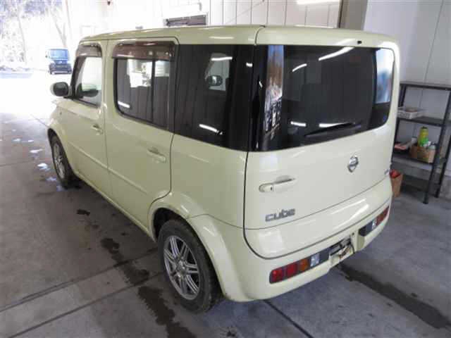 NISSAN CUBE