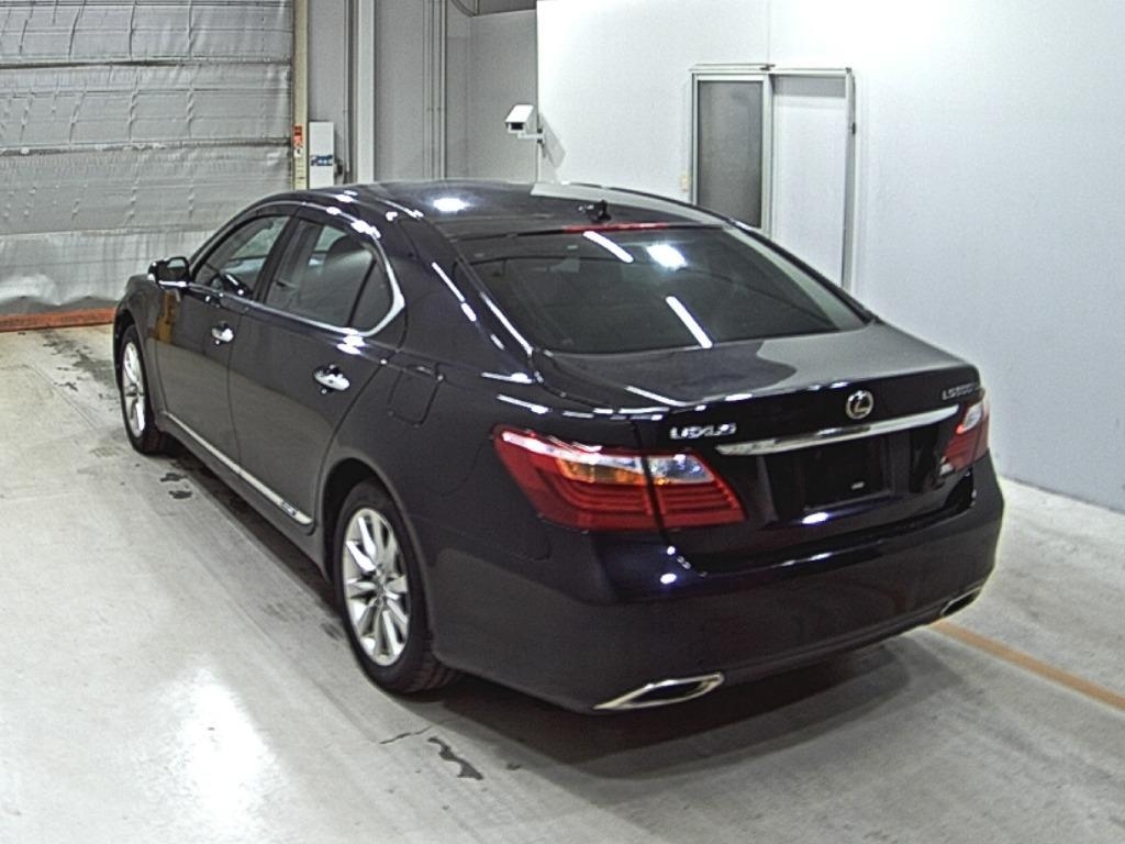 LEXUS LS600H