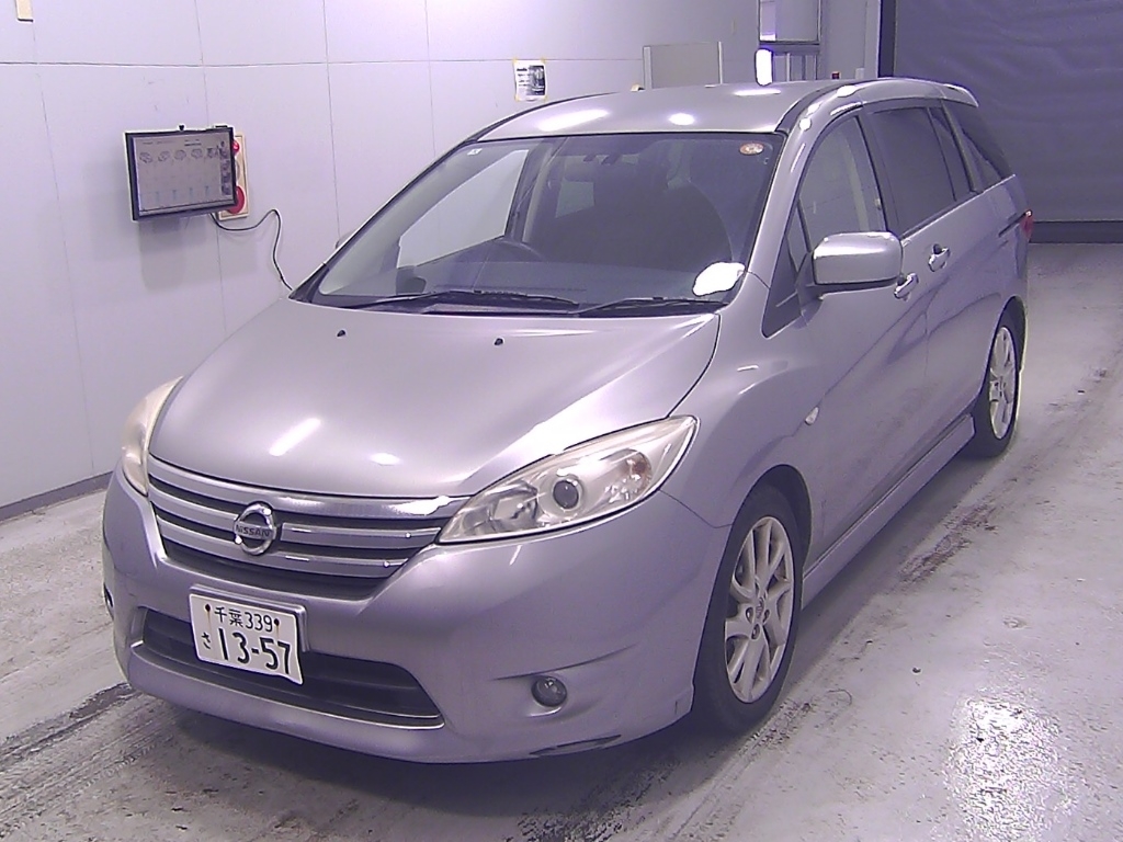 NISSAN LAFESTA