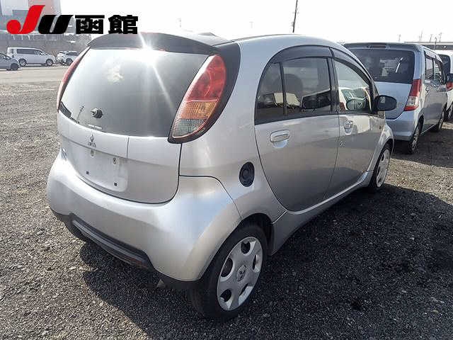 MITSUBISHI I