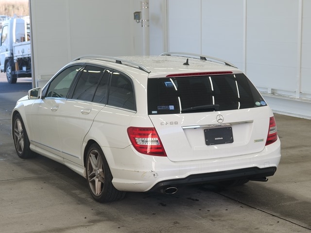MERCEDES-BENZ C-CLASS