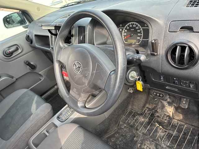 MAZDA FAMILIA