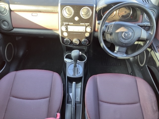 MAZDA VERISA