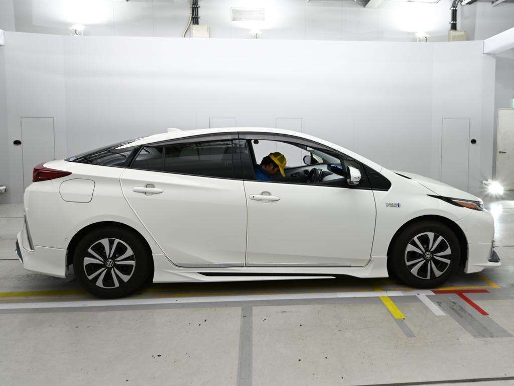 TOYOTA PRIUS PHV