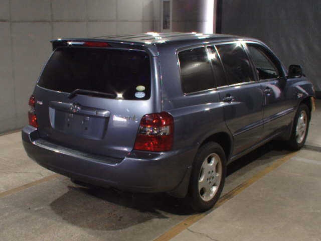 TOYOTA KLUGER V