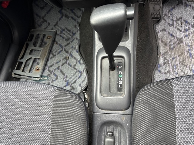 DAIHATSU TERIOS KID