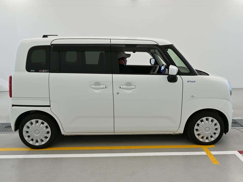 SUZUKI WAGON R SMILE