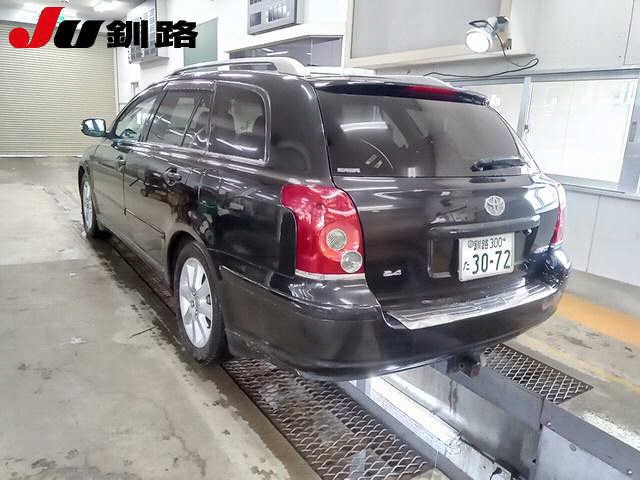 TOYOTA AVENSIS
