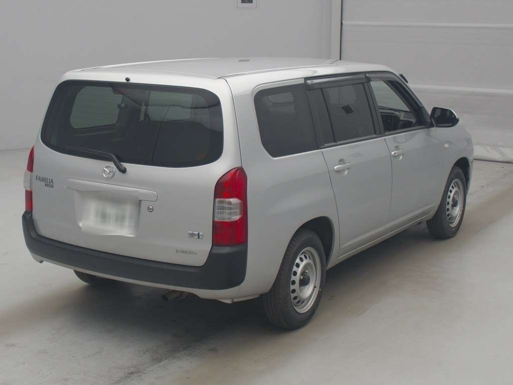 MAZDA FAMILIA