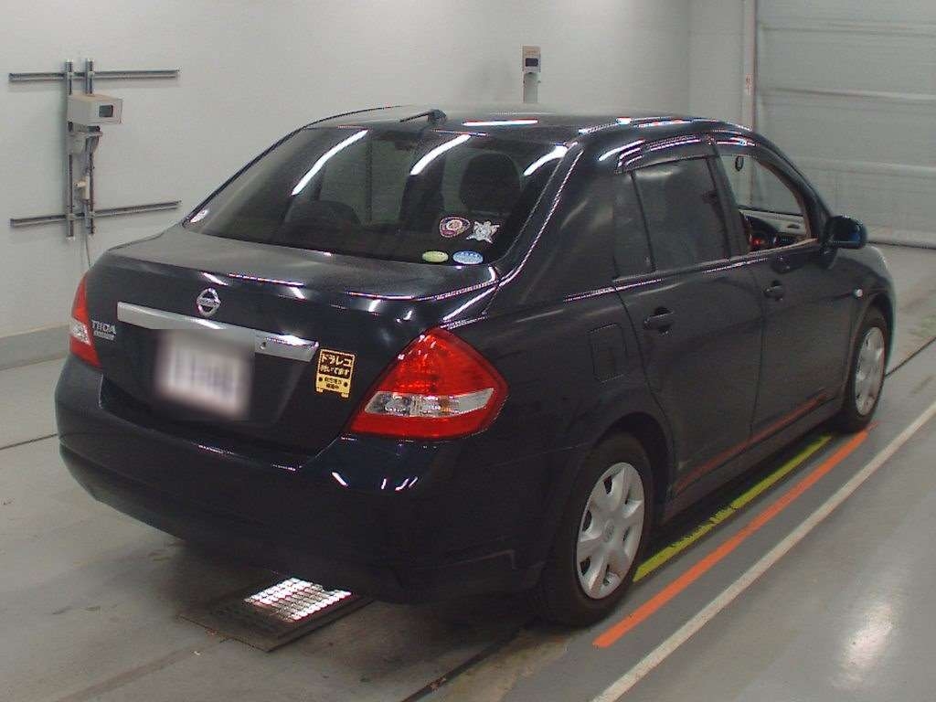 NISSAN TIIDA LATIO