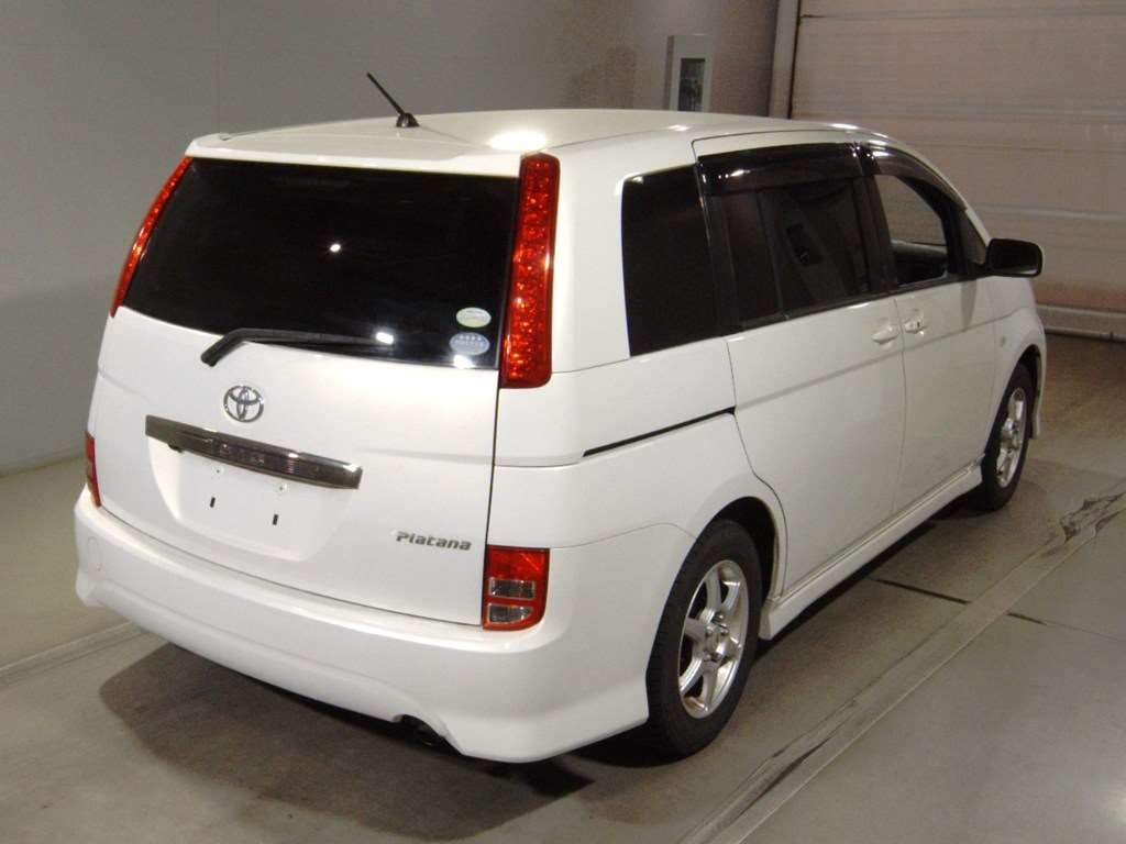 TOYOTA ISIS